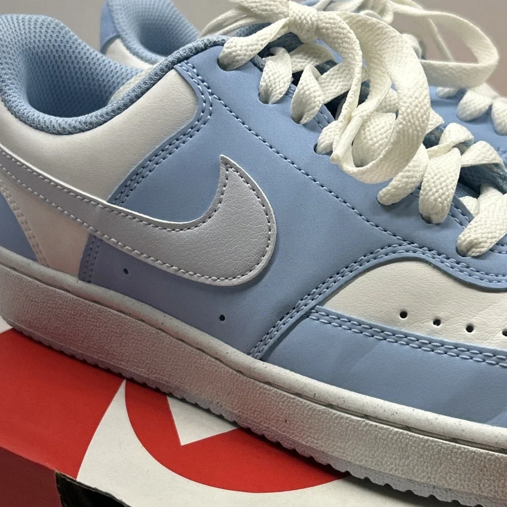Nike Womens Court Vision Low Summit White/Football Grey/Psychic‎ Blue 6 Medium